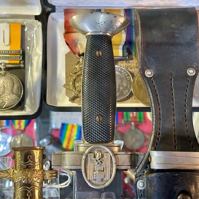 Ref: WW2 Red Cross (DRK) Dagger and Frog.